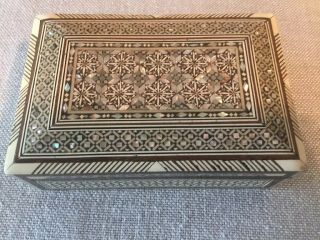Vintage Wood Jewelry Trinket Box With Mother - Of - Pearl Inlays Hinged