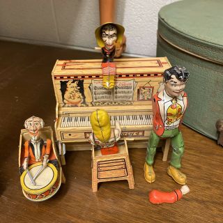 Vintage Unique Art Lil Abner Dogpatch Windup Piano 1945 Tin Toy