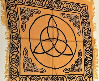 Altar Cloth/wiccan/pagan/indian Tapestry/scarve Gold Triquetra 18 " X 18 " Scv23gd