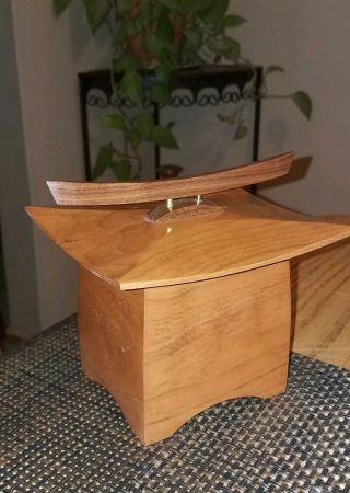 MID CENTURY Unique Vintage DANISH MODERN Folk Art TEAK Wood Small Box w/Lid 2