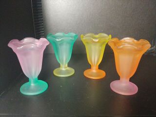 Set Of (4) Fenton Drinking Glasses Vintage Wave Rim Glassware Ice Cream Cup