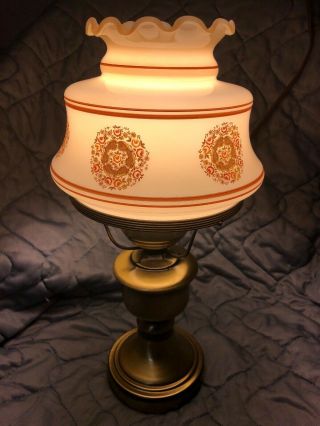 Vintage Hurricane Quoizel Lamp With Pink Roses And Brown Hughes 15 " Tall