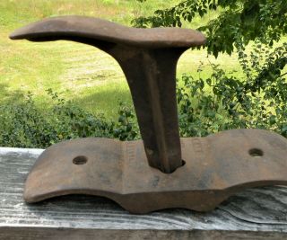 Two Piece Cobblers Tools Cast Iron Shoe Form & Last O.  M.  F.  About 100 Years Old