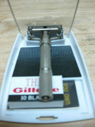 Vintage Gillette Slim Adjustable N - 2 1960s 1 - 9 Adjustable Safety Razor