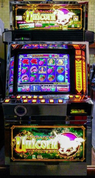 Igt I,  Video Slot Machine: Enchanted Unicorn