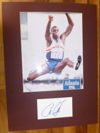 Carl Lewis - A Hand Signed Card Is Presented With A Photo - Mounted & Matted,