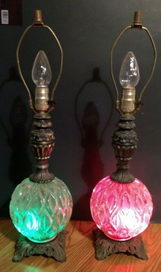 Two Vtg Mid - Century Double Lighted Table Lamps With Decorative Clear Globe Bases