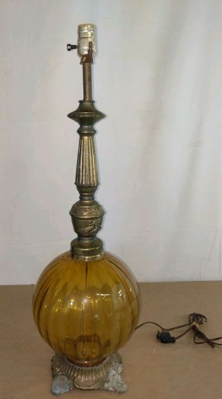Vintage Hollywood Regency Mid Century Modern Amber Glass Table Lamp (e)