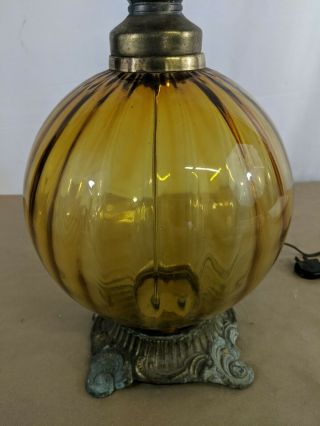 Vintage Hollywood Regency Mid Century Modern Amber Glass Table Lamp (E) 2