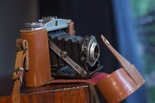 Ansco Speedex 4.  5 Special Vintage Camera Agra Apotar 4.  5 85mm Lens Leather Case