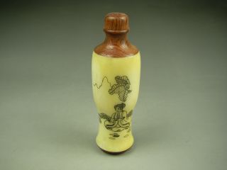 Rare Antique Chinese Hand - Carved Cattle Bone Snuff Bottle Beauty 502