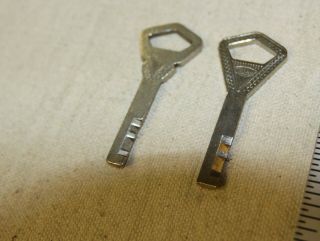 Abloy mini padlock with 2 keys - high security - good 2