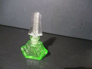 Antique Perfume Bottle Green Glass D39 Lk