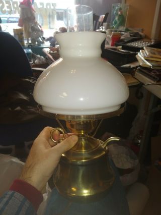 Vintage Brass Tea Pot 14 " Lamp With Ruffled White Glass Shade