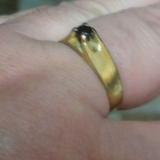 Vintage 18 K Solid Yellow Gold With Ruby Size 10 - 10.  5