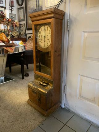 Antique Oak International Time Recorder Co Time Clock 1924