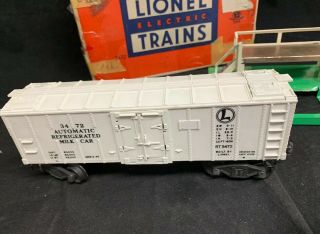VTG LIONEL 3472 OPERATING MILK CAR WITH BOX 2
