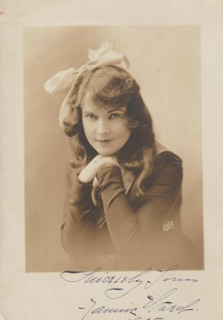 Silent Film Actress - Fannie Ward - Signed Photo 1915