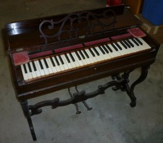 Antique Melodeon/pump Organ Taylor & Farley 1860 