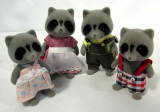 Vtg Epoch Calico Critters Sylvanian Families 1980s Chestnut Raccoon Family (4)