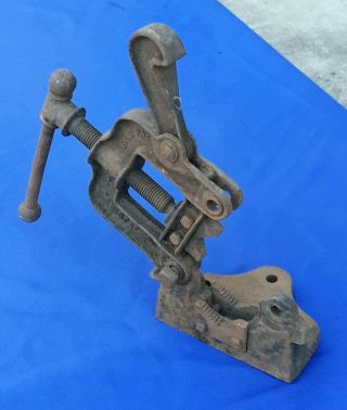 Vintage Reed MFG.  Co.  Erie PA.  No.  71 Pipe Clamp Vise Aug 11 1914 2