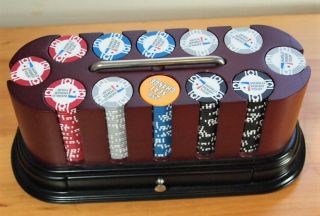 World Poker Tour 300 Chip Set Revolving Holder W/ Handle Casino Gambling Betting