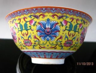 Old Chinese Famille Rose Porcelain Bowl Of Hand - Painted Flowers Qianlong Mark