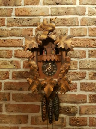 Vintage Black Forest Bird Cuckoo Clock With Music Box And Dancing Figurines
