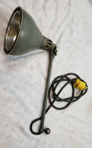 Vintage Industrial Articulated Task Lamp Workshop Light Lamp.