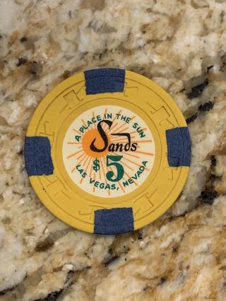Vintage Sands “a Place In The Sun” Las Vegas Nevada Closed Casino $5 Chip