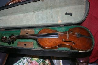 very old antique full size violin labelled Pizzuinus 1760 with case 2