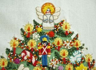 Fabulous Vintage Christmas Tree Embroidery Sunset Designs Fully Worked 20x18 "