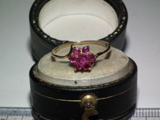 Lovely Looking,  Vintage Solid 9ct Gold Natural Ruby Set Cluster / Flower Ring