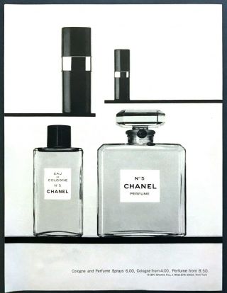 1971 Chanel No 5 Perfume Eau De Cologne Bottle & Spray Photo Vintage Print Ad