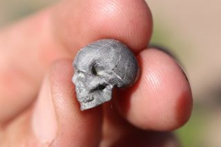 Gibeon Meteorite Skull 4.  3 grams ETCH 3