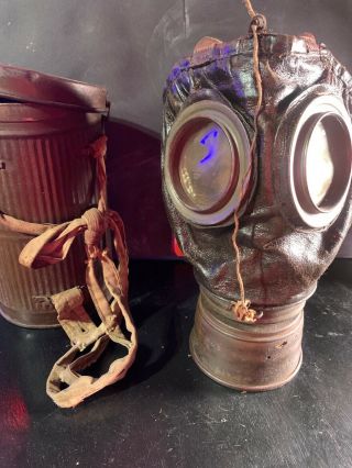 Ww1 German Gas Mask Complete With Carrying Can Soft Leather