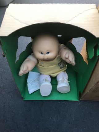 Vtg Coleco 1983 Cabbage Patch Kids Doll In Retail Box