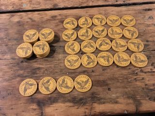 44 Antique Engraved Clay Federal Eagle Shield Poker Chips Yellow
