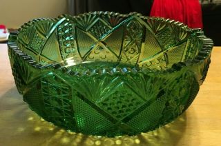 Vintage Saw Tooth Edge Cut Glass Christmas Green Bowl Dish Compote