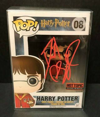 Harry Potter Funko Pop Signed By Daniel Radcliffe - Snitch Variant - Hot Topic Ex.