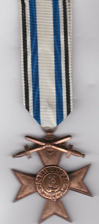 Bronze Medal Wwi German Bavarian Military Merit Cross W Swords = Iron