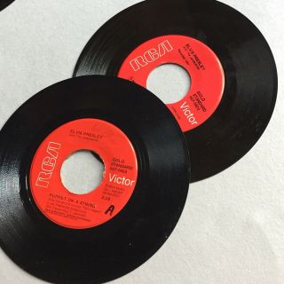Approx 34 Vintage Elvis Presley 45 RPM/7” Records,  No Sleeves 2