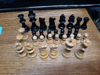 Vintage Staunton Wood Chessmen Chess Set Missing A Pawn 2