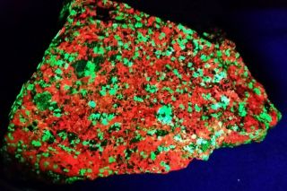 Huge 8,  Pounds Fluorescent Willemite & Calcite Sterling Hill Franklin Nj Rock