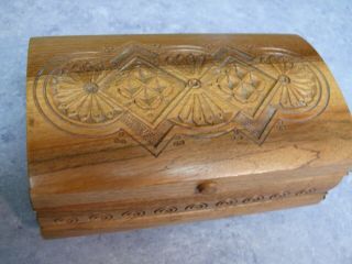 Vintage Hand Carved Walnut Wooden Trinket Jewelry Box 6 X 4 X 2.  5