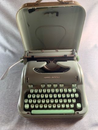 Vintage Hermes 3000 Vintage Portable Typewriter With Case Seafoam Green