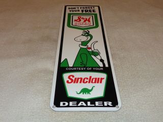 VINTAGE SINCLAIR GASOLINE,  S & H GREEN STAMPS DINO 22 