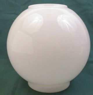 Gwtw Globe Ball Lamp Shade - Opal White Glass - 7 " Diameter 4 " Fitter (92e)