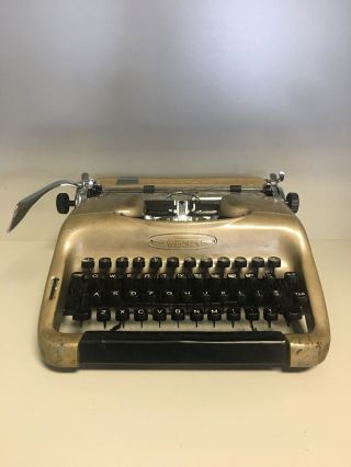Vintage Voss Typewriter With Case