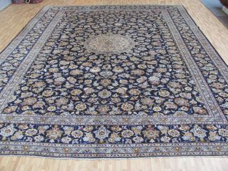 An Impressive Old Handmade Kashaen Oriental Carpet (380 X 307 Cm)